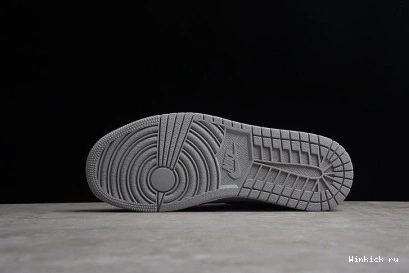 Grey” Air Smoke Jordan 1 Mid “Light 1215